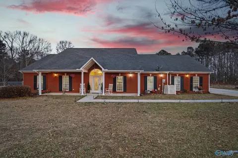26184 Mooresville Rd, Elkmont, AL 35620