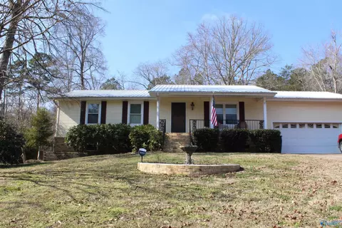 4007 Lyndale Dr, Fort Payne, AL 35968