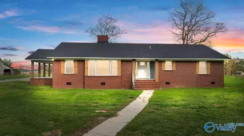 14569 County Road 50, Groveoak, AL 35975