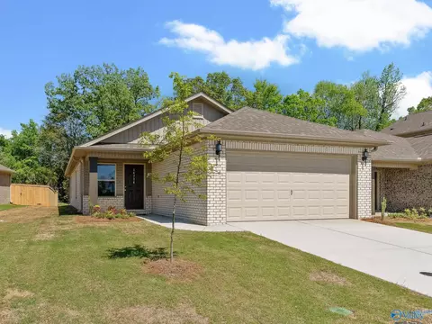 27988 Devvenshire Dr, Harvest, AL 35749