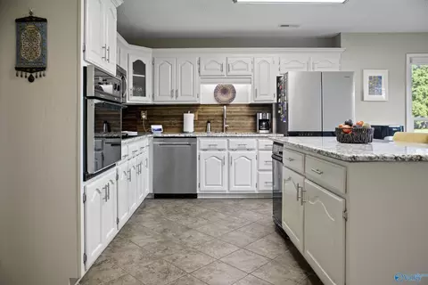 Kitchen - 197 Terry Ln, Trinity, AL 35673 photo 1 of 4