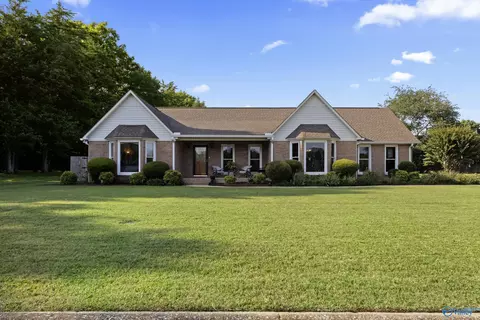 Exterior - 197 Terry Ln, Trinity, AL 35673 photo 1 of 13