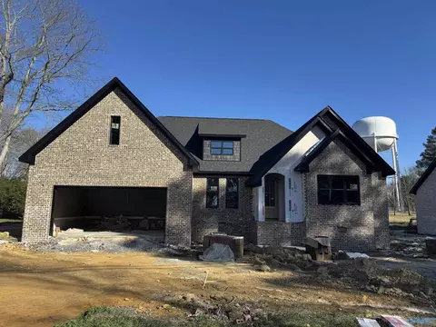 1322 S Broad St, Albertville, AL 35950