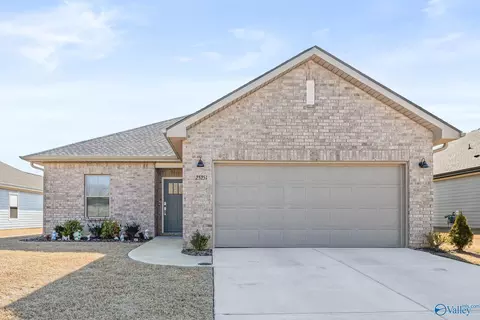 25251 Evanford Dr, Athens, AL 35613