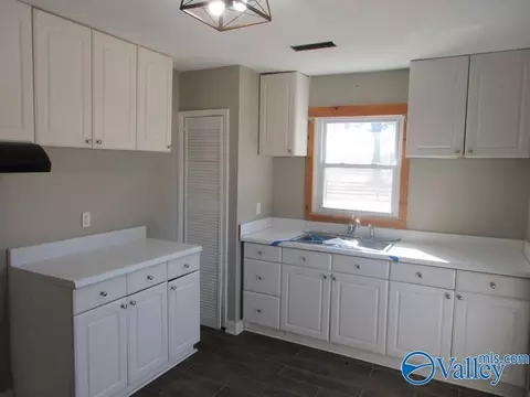 Kitchen - 78 John Johnson Rd, Trinity, AL 35673 photo 1 of 2