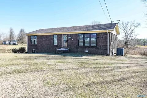 4158 County Road 8, Woodville, AL 35776