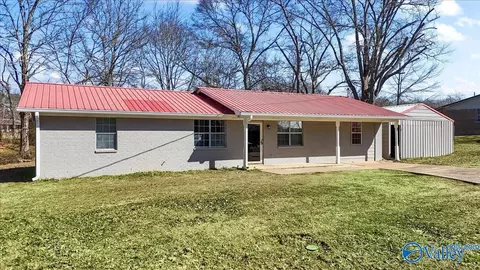 1117 Waylan Ave, Albertville, AL 35950