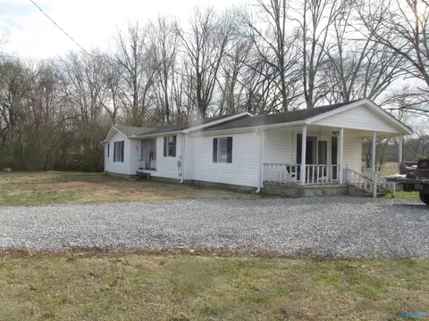 1452 Cave Spring Rd, Owens Cross Roads, AL 35763