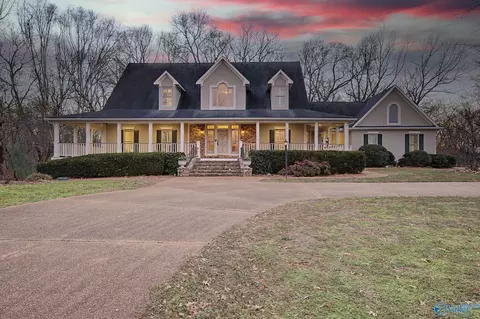 202 Andrea Kaye Ct, Hazel Green, AL 35750