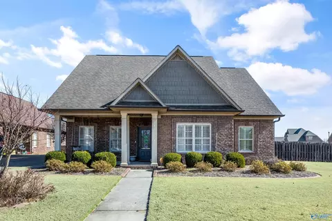 17342 Chinaberry Rd, Athens, AL 35613