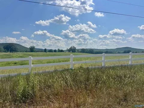 Tract E Old Memphis Pike, Tuscumbia, AL 35674
