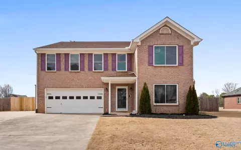 150 Antique Rose Dr, Madison, AL 35758