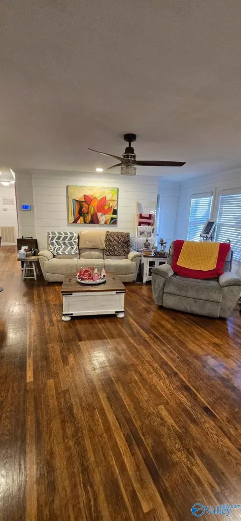 Living - 657 4th St, Arab, AL 35016 photo 1 of 2