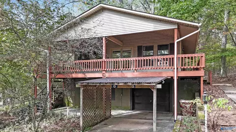 17558 Richter Rd, Rogersville, AL 35652