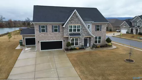 2400 Black Br, Huntsville, AL 35803