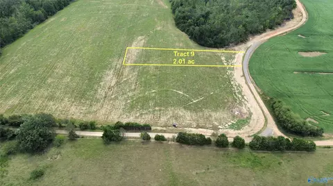 21512 Holland Rd, Athens, AL 35614