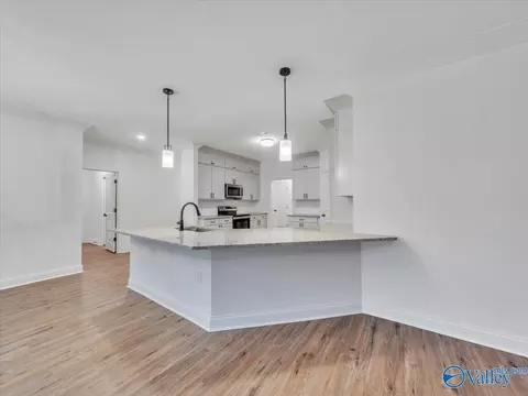 Kitchen - 466 Chambers Rd, Arab, AL 35016 photo 4 of 4