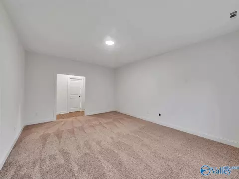 Bedroom - 466 Chambers Rd, Arab, AL 35016 photo 2 of 11