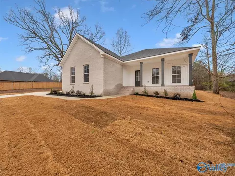 Exterior - 466 Chambers Rd, Arab, AL 35016 photo 3 of 8