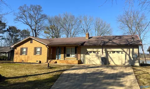 3780 E Chattooga Dr, Cedar Bluff, AL 35959