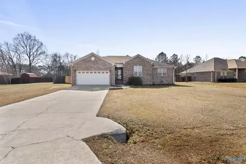 15848 Sorghum Ridge Dr, Elkmont, AL 35620