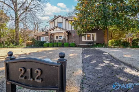 212 Argyle Cir, Gadsden, AL 35901