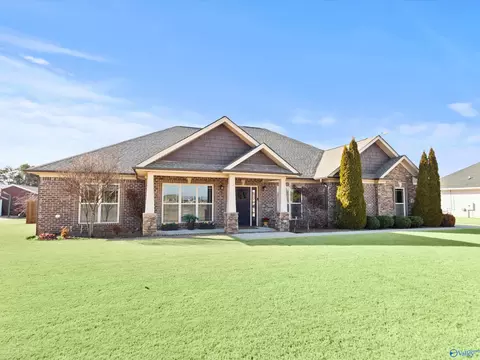 106 Grace Brook Cir, Meridianville, AL 35759
