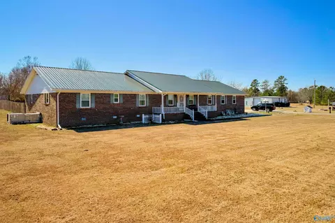 27420 Thach Rd, Athens, AL 35613