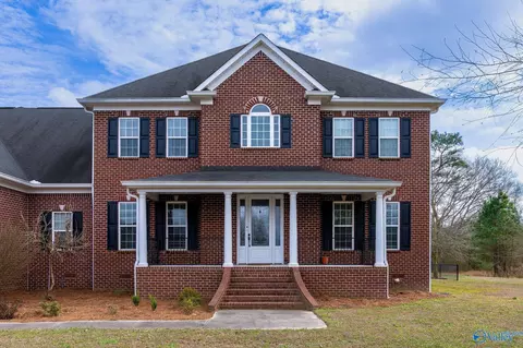 1485 Thompson Falls Rd, Guntersville, AL 35976
