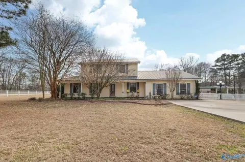 126 Liberty Rd, Danville, AL 35619