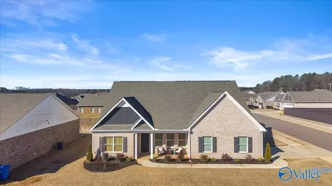 13947 Hickory Brook Rd, Athens, AL 35611