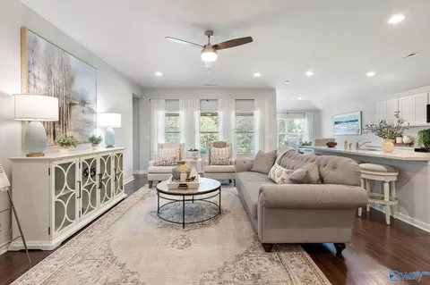 306 Metanoia Ln, Meridianville, AL 35759