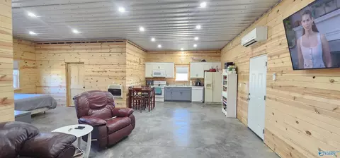 70 County Road 610, Section, AL 35771