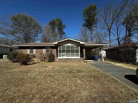 1009 Cornelia Cir, Attalla, AL 35954