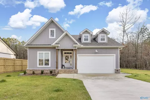 714 Forrest Ave, Scottsboro, AL 35768