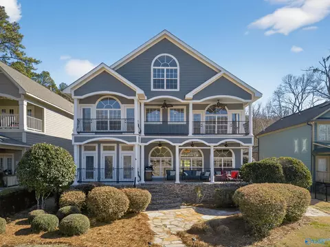 1885 White Elephant Rd, Grant, AL 35747