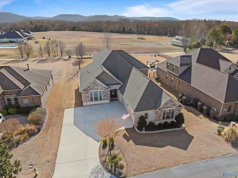 104 Railway Ln, Huntsville, AL 35803