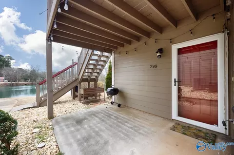 299 Waters Edge Ln, Madison, AL 35758