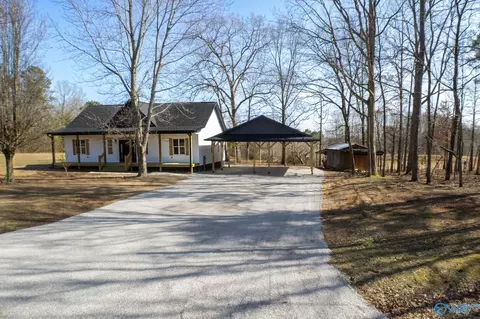 292 County Road 497, Flat Rock, AL 35966