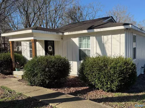 203 Terrell St, Boaz, AL 35957
