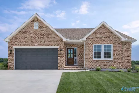 51 Monterey Dr, Albertville, AL 35950