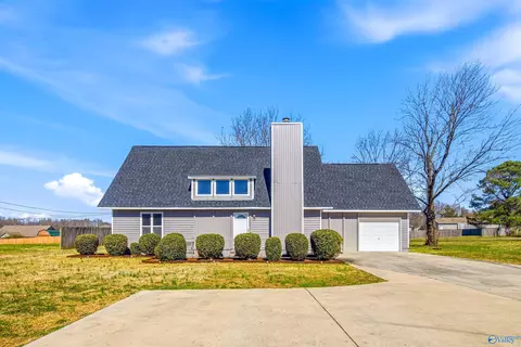 23065 Pepper Rd, Athens, AL 35613