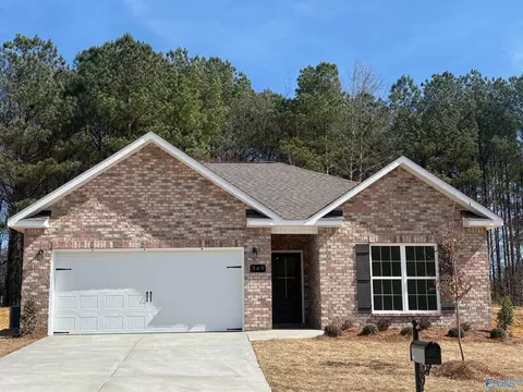 349 Overland Pass, Arab, AL 35016