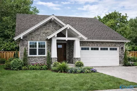 38 Monterey Dr, Albertville, AL 35950