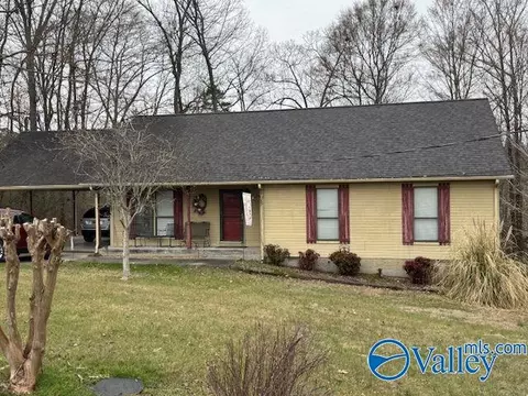 1315 Jacobs Ave, Bridgeport, AL 35740