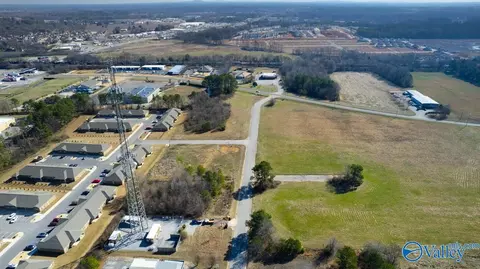 lot11 Commercial Dr, Athens, AL 35611