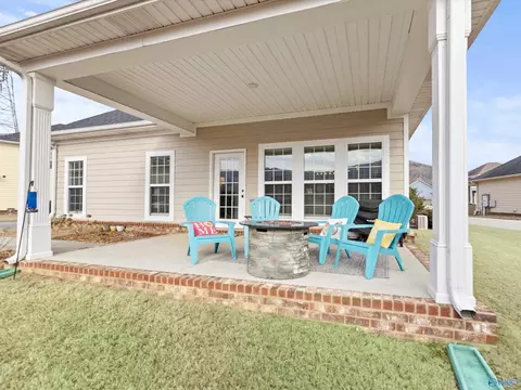 Exterior - 15 Alex Spring Pl, Gurley, AL 35748 photo 5 of 8