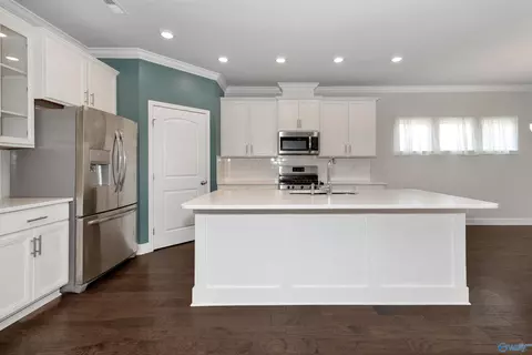 Kitchen - 9087 Segers Trail Loop, Madison, AL 35756 photo 4 of 4