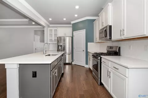 Kitchen - 9087 Segers Trail Loop, Madison, AL 35756 photo 2 of 4