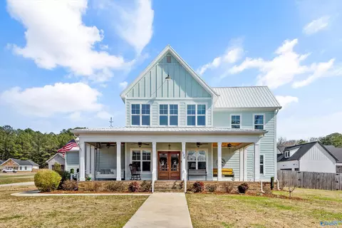 128 Carlton Rd, Scottsboro, AL 35769